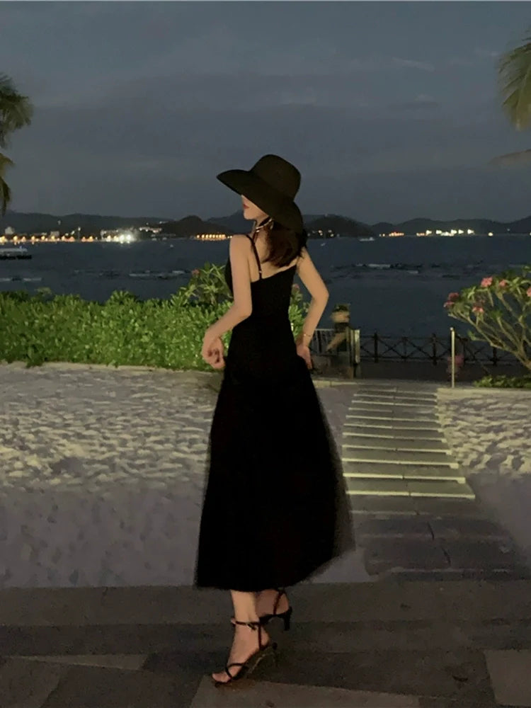 Simple Black V-neck Split Dress Design A-line Sleeveless Spaghetti Strap Dress TP3261