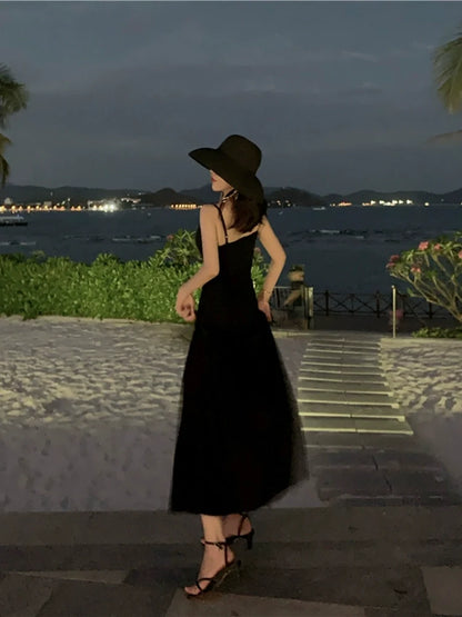 Simple Black V-neck Split Dress Design A-line Sleeveless Spaghetti Strap Dress TP3261