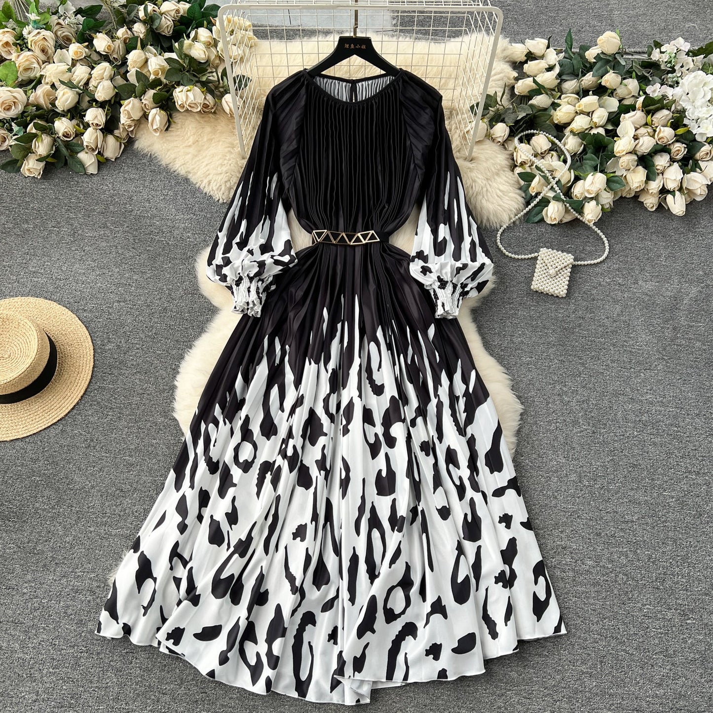 European and American style 2025 new dress printed pleated pleated waist tie holiday long skirt R2337