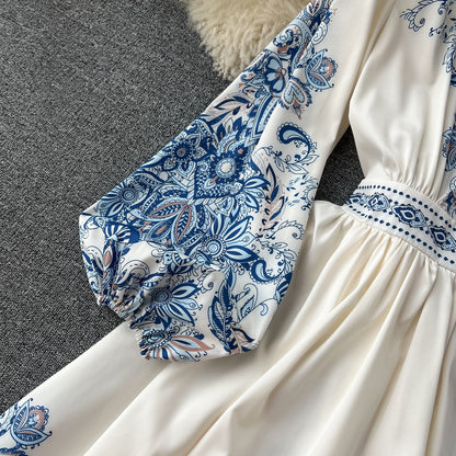 European and American palace style printed V-neck lantern long sleeve tie waist wide swing dress R2307