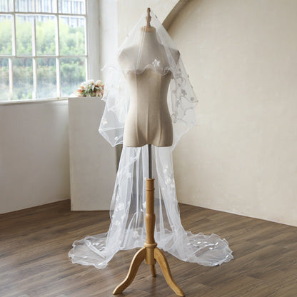 Classy Flowers Tulle 3 Meters Wedding Veil