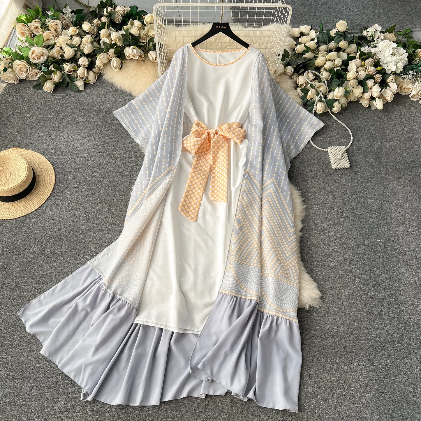 European and American style two-piece dress with printed shawl coat, sleeveless vest dress R2232