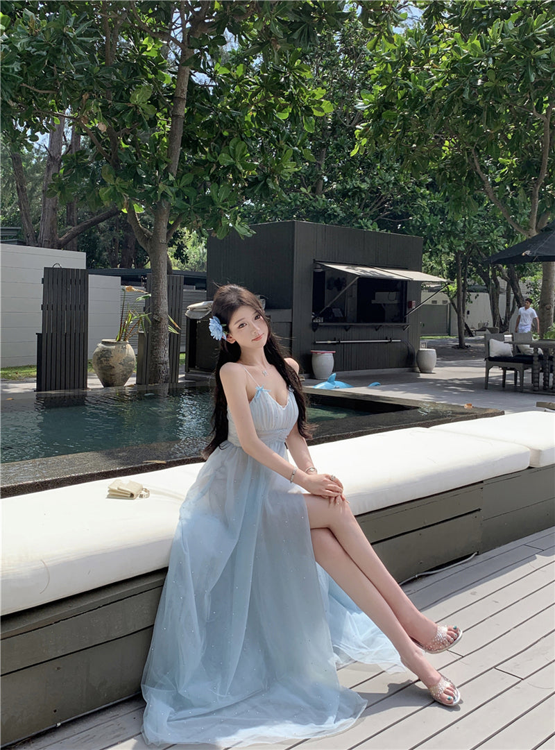 Blue V-neck suspender dress beautiful gentle temperament small skirt R0669