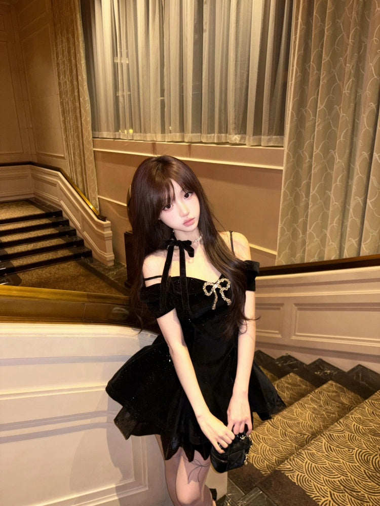 Black velvet dress women's summer princess dress waist puffy skirt homecoming dress R3020