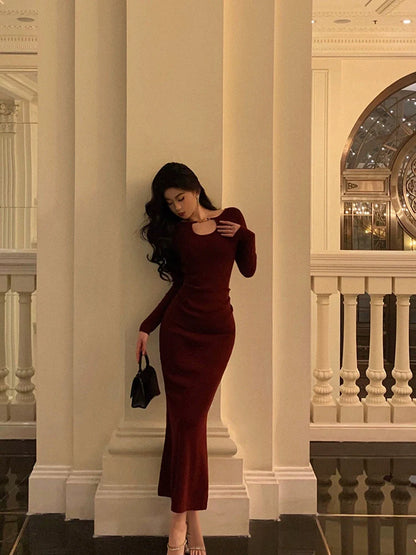 Red long-sleeved knitted dress party dress     S5700
