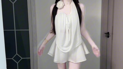 A complete set of pure and relaxed white halter top and short skirt two-piece suit R0833