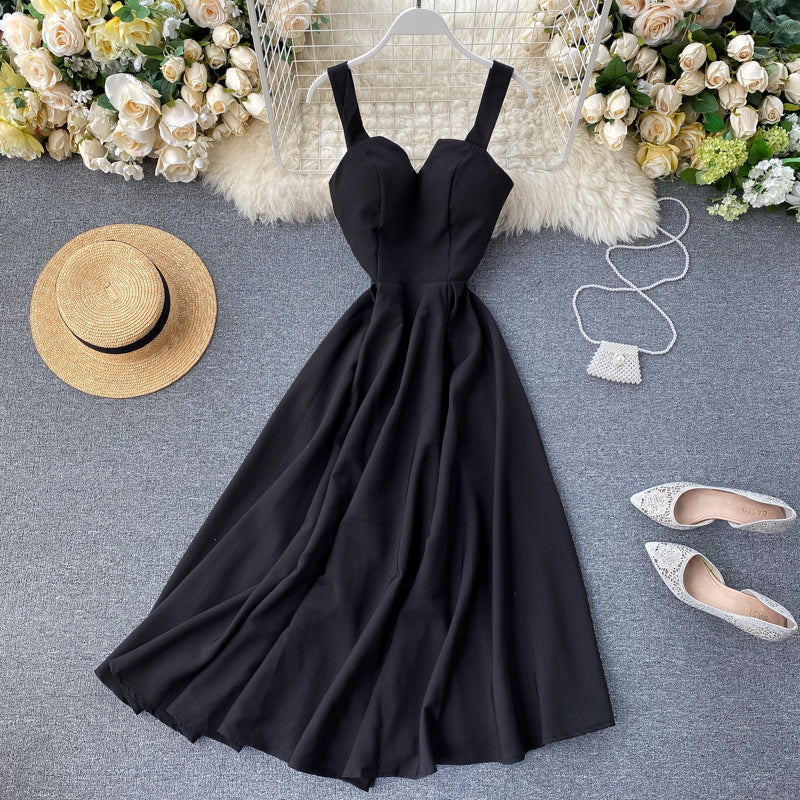 2025 new design V-neck backless retro solid color waist slimming dress R2157