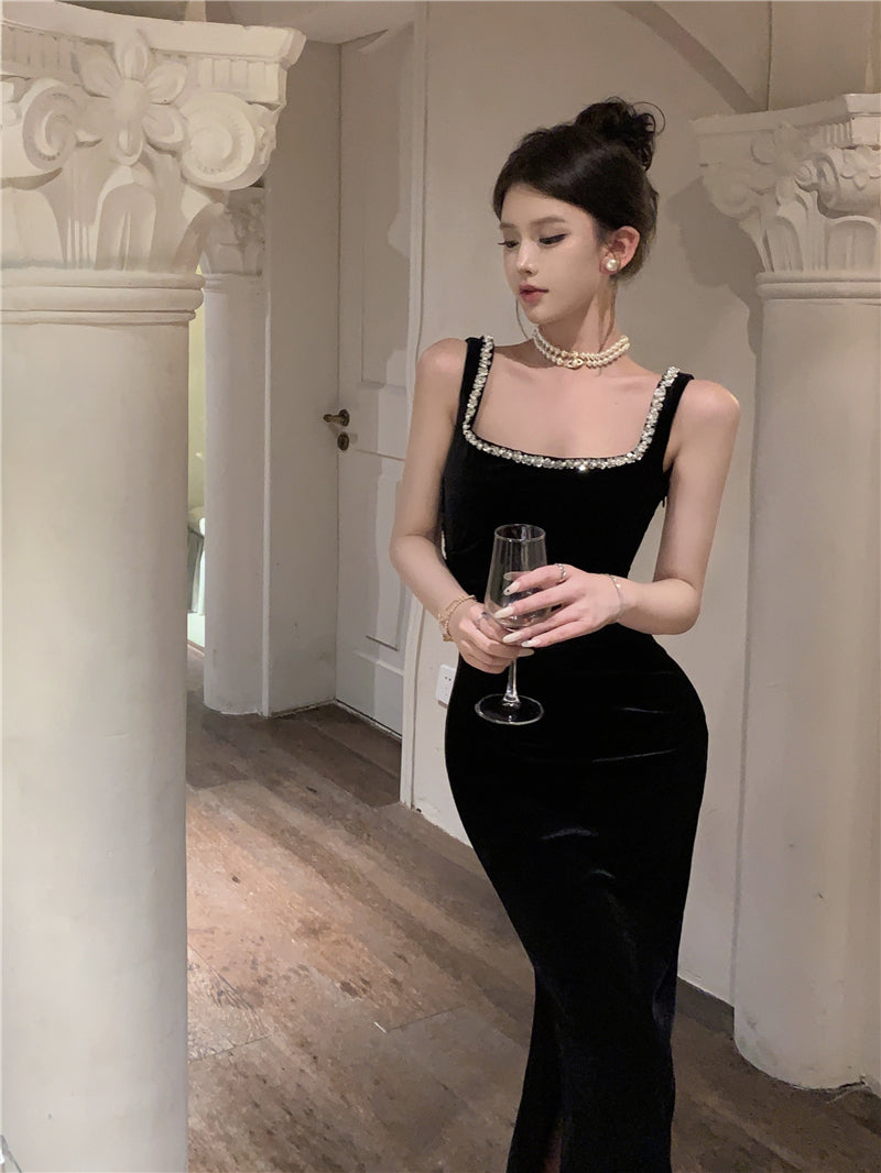 Black square neck suspender dress slim fit slit Hepburn style velvet hip dress R1424