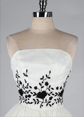 BLACK AND WHITE HOMECOMING DRESS       S2766