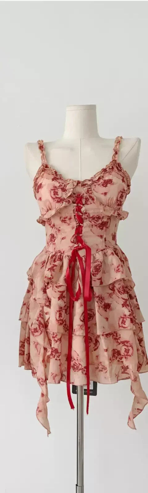 New Fashion Floral Ruffled Design A-line Cinched Waist Sleeveless Spaghetti Strap Dress TP3303