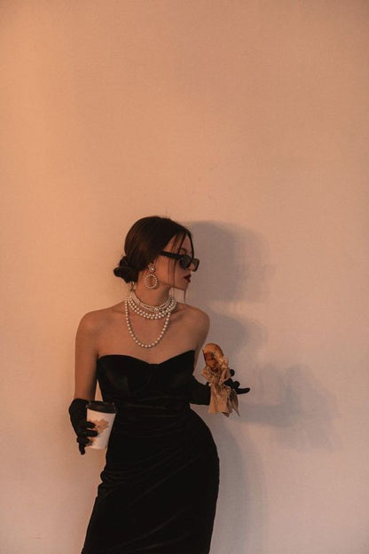 Sexy Sheath Strapless Neckline Long Black Prom Dress With Gloves P1564
