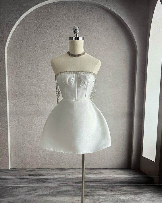 Simple A Line Strapless White Homecoming Dress 16th Birthday Outfits P1834