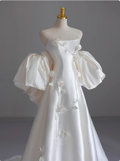White sleeveless satin tube top elegant light wedding dress P2499