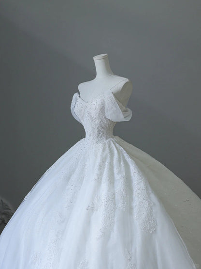 Elegant White Lace Off-shoulder Tulle Floor-length Wedding Dress P2527