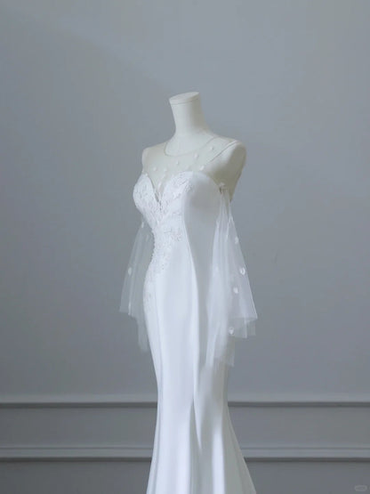Elegant White Round Neck Lace Sleeveless Mermaid Satin Wedding Dress P2529