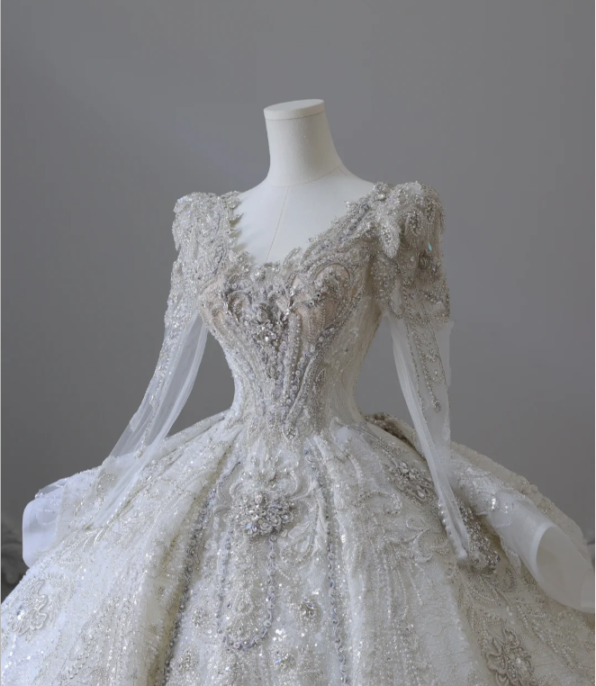 Luxurious beaded long-sleeved sparkling palace retro floor-length wedding dress P2581