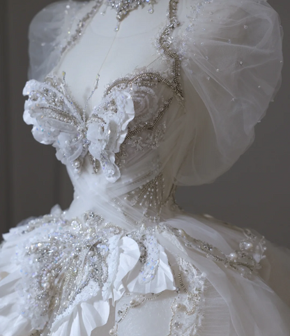 Chic Dreamy Butterfly Long Sleeve Tulle Beaded Floor-Length Princess Wedding Dress P2609