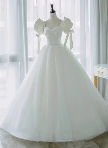 Simple White Princess Puff Sleeve Tulle Floor-Length Wedding Dress P2646