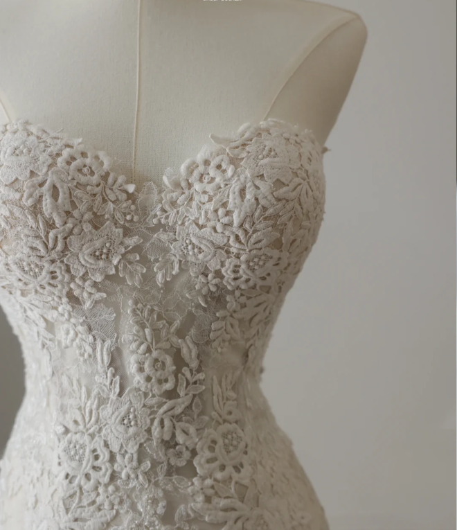 French Lace Strapless White Mermaid Wedding Dress P2567