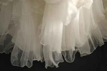 Retro palace irregular halter neck tulle layered ruffled A-line wedding dress P2824