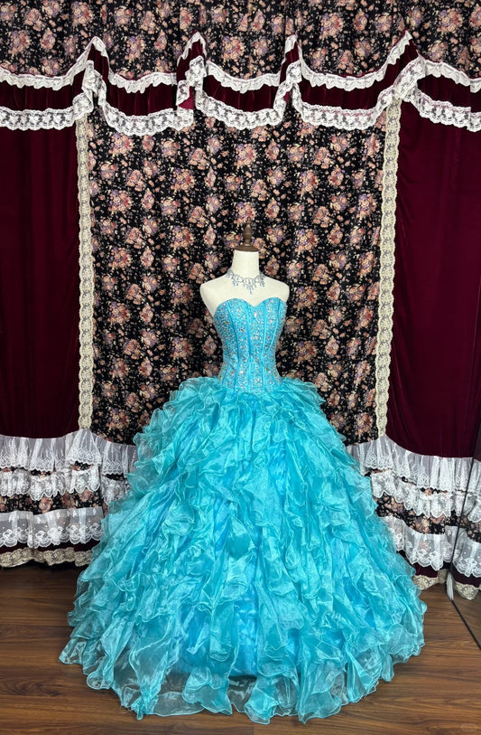 Beautiful aqua blue heart-shaped neckline rhinestone hem wedding dress P2986