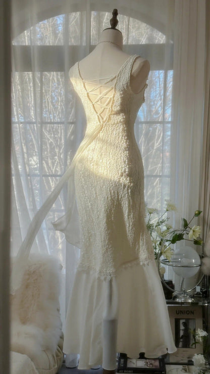 Clean and Elegant White V-Neck Lace Beaded Mermaid Long Prom Dress P3311