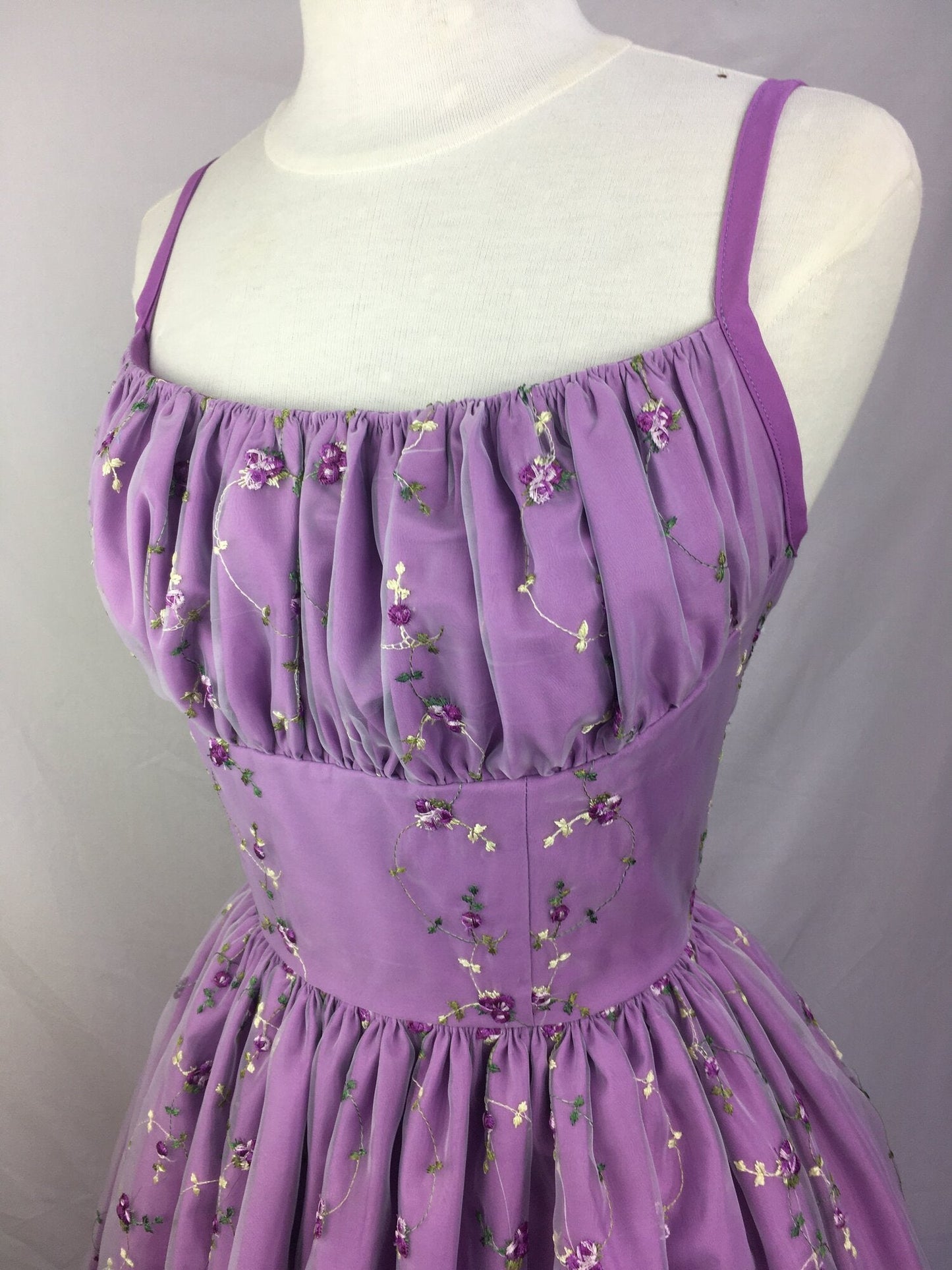 Sweet Purple Flower Embroidery Waist A-line 16th Birthday Homecoming Dress P3921
