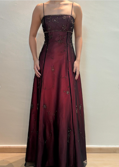 Chic A line Spaghetti Straps Burgundy Sleeveless Evening Dress Tulle Long Prom Dresses P2339