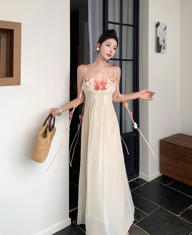 Simple Fashion Women Floral Design A-Line Spaghetti Strap Dress TP3079