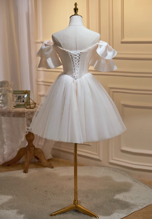 Vintage Beige 3D Flowers Beaded Design Elegant Mesh Off-the-shoulder Sleeves Homecoming Dress TP3480
