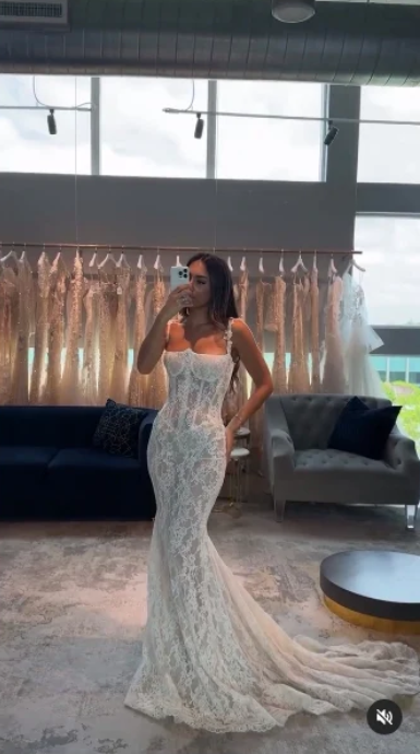 Elegant White Lace Spaghetti Strap Mermaid Trailing Long Wedding Dress TP4837