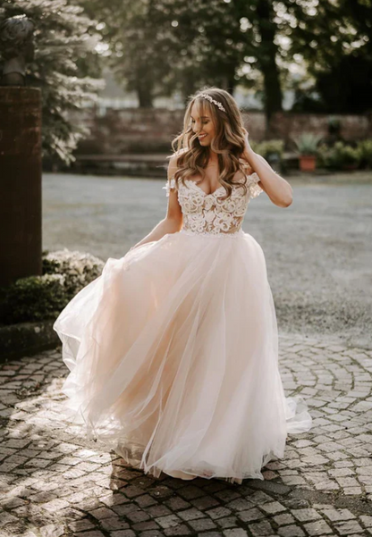Elegant White Applique Straps A-Line Tulle Trailing Long Wedding Dress TP4838