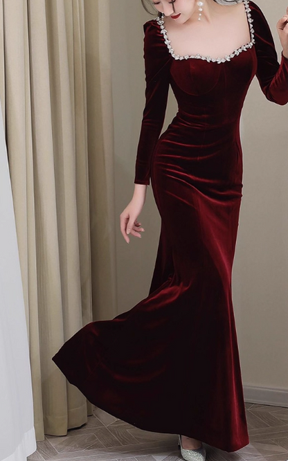 Elegant Burgundy Velvet Sheath Rhinestone Square Neckline Long-Sleeve  Evening Gown TP5281