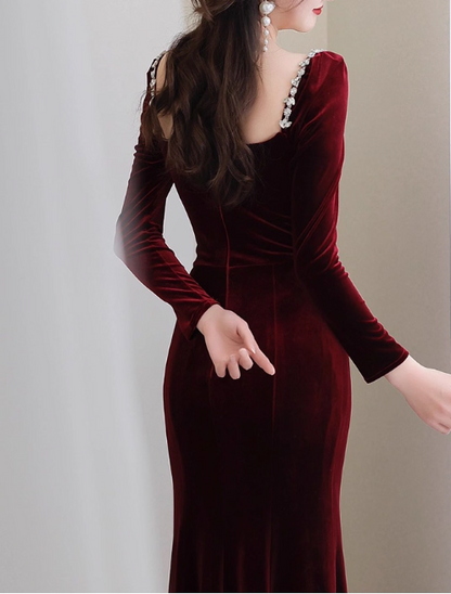 Elegant Burgundy Velvet Sheath Rhinestone Square Neckline Long-Sleeve  Evening Gown TP5281