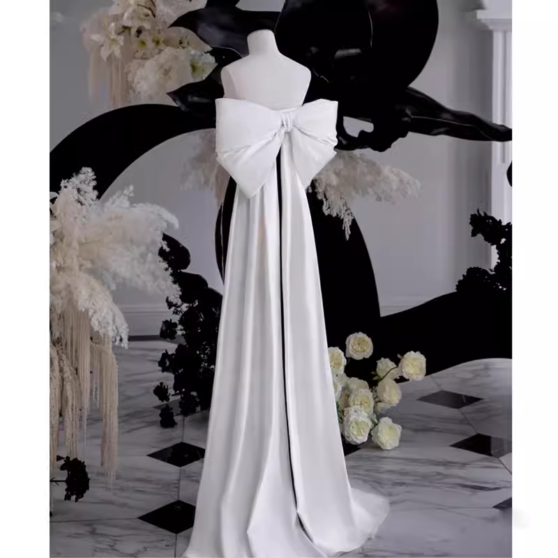 Modest A Line Strapless Long Sleeveless Satin Black Prom Dresses P1234