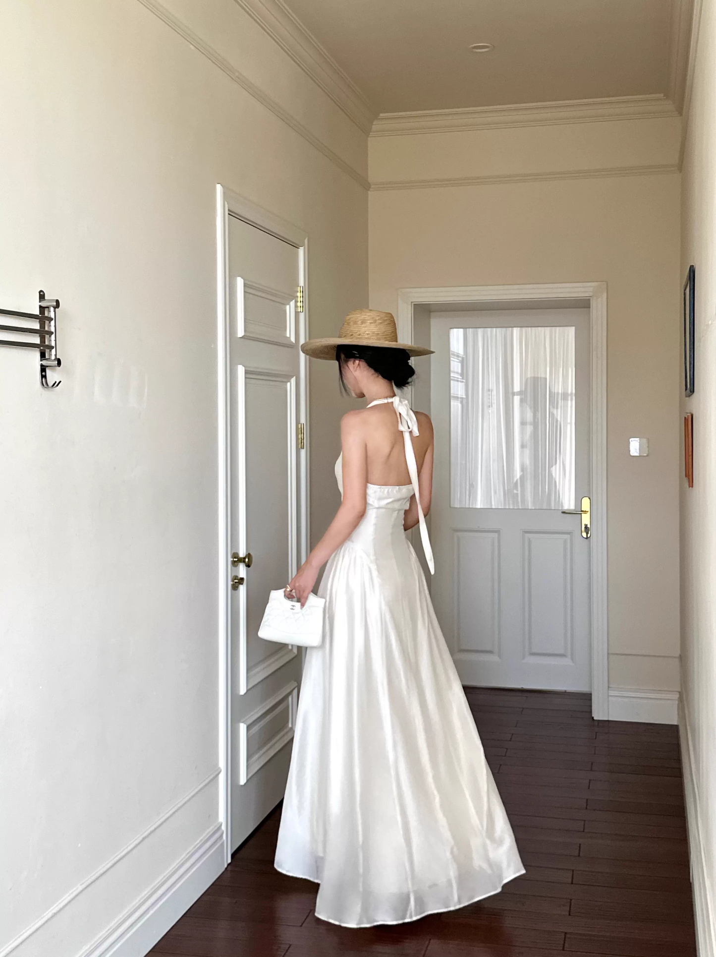 Sexy Halter V Neck White A Line Long Party Dress Formal Evening Gown
