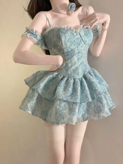 Retro Light Blue Floral Spaghetti Strap Design A-line Mini 16th Birthday Party Dress Tiered Homecoming Dress TP4048
