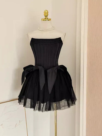Retro Black A-line Strapless Lace-up Homecoming Dresses Short Satin 16th Birthday Dress TP4037