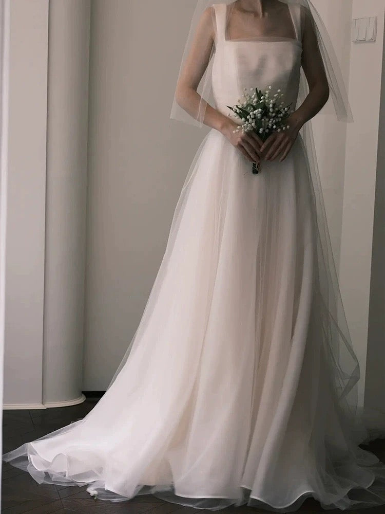 Unique Ball Gown Straps Neckline Long White Tulle Wedding Dresses