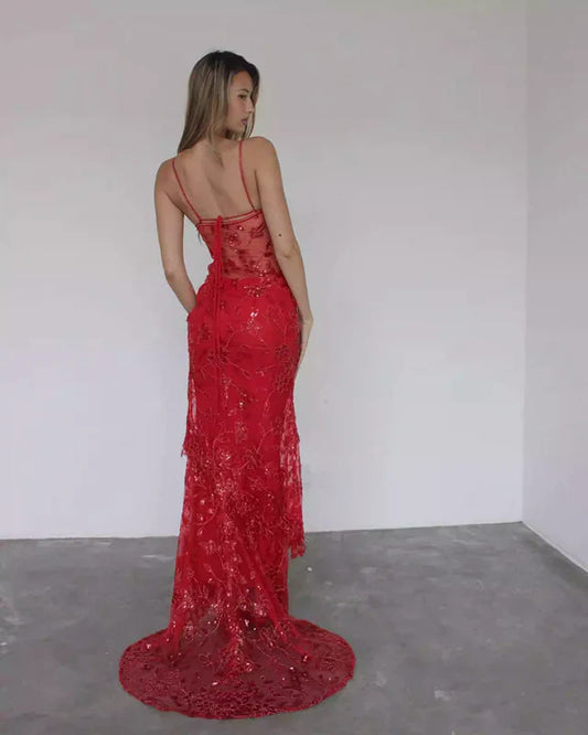 Sexy Red Lace Mermaid Long Prom Dress - V-Neck Evening Gown with Appliques