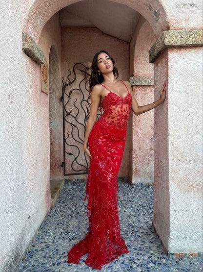 Sexy Red Lace Mermaid Long Prom Dress - V-Neck Evening Gown with Appliques