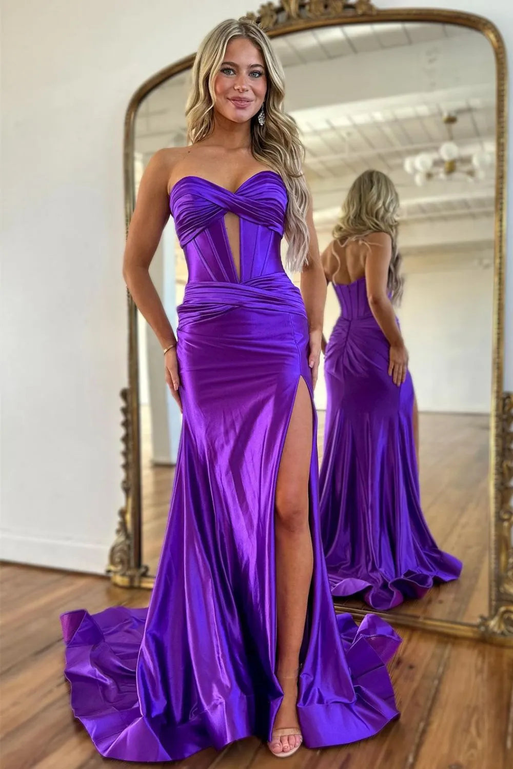 Chic Sweetheart Long Mermaid Satin Corset Prom Dress with High Slit