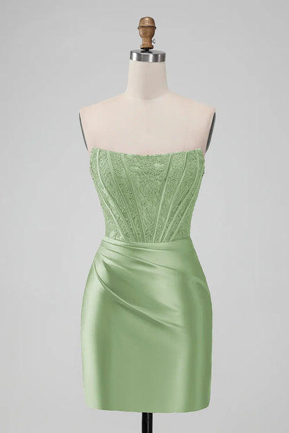 omberprom Strapless Homecoming Dress Stylish Bodycon Sleeveless Pleated Short Prom Dress