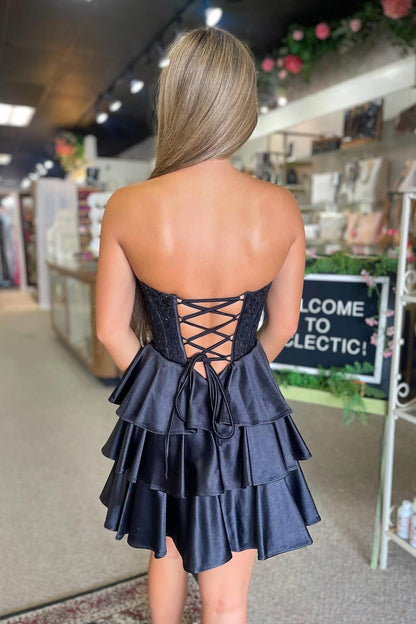 Elegant Sweetheart Homecoming Dress with Lace Corset Bodice and Tiered Skirt