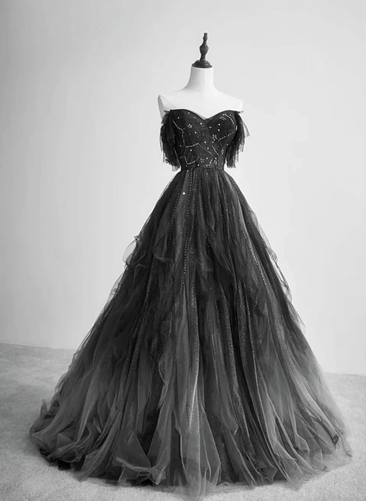 Vintage Black Tulle Off-Shoulder Party Dress Beaded Long Evening Dress A-Line Ruffled Prom Dress TP1174