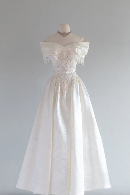 Vintage French Ivory A-line Off-the-shoulder Sequin Beaded Wedding Dress TP2165