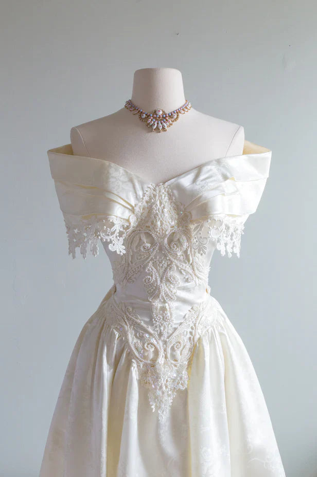 Vintage French Ivory A-line Off-the-shoulder Sequin Beaded Wedding Dress TP2165