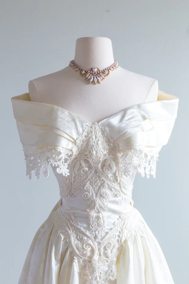 Vintage French Ivory A-line Off-the-shoulder Sequin Beaded Wedding Dress TP2165