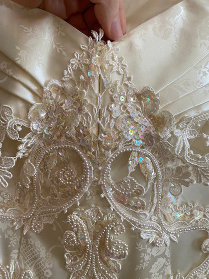 Vintage French Ivory A-line Off-the-shoulder Sequin Beaded Wedding Dress TP2165