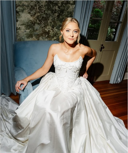 Vintage Ivory Strapless A-Line Wedding Dress with Train TP2484